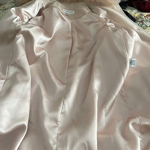 Katherine Kelly angora and virgin wool fox collar coat in Pinkness - Picture 12 of 16